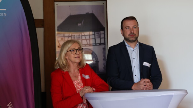 Podiumsdiskussion mit Dr. Susanne Knof (Obernbreit) und Stefan Rottmann (Schonungen)